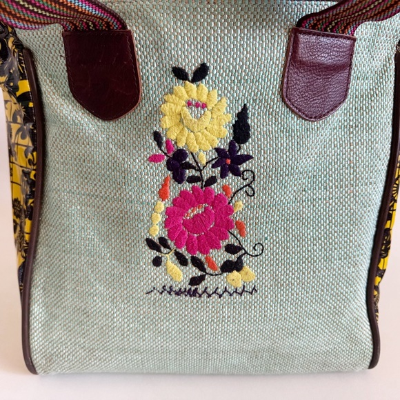 Consuela Classic Tote Bag Shopper Embroidered Floral Ethnic Boho Festive Fun - Picture 10 of 13